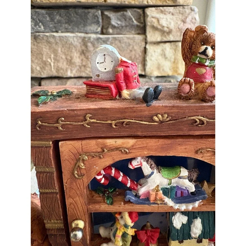 Cracker Barrel Department 56 In the Spirit Santa in Workshop Picture Frame